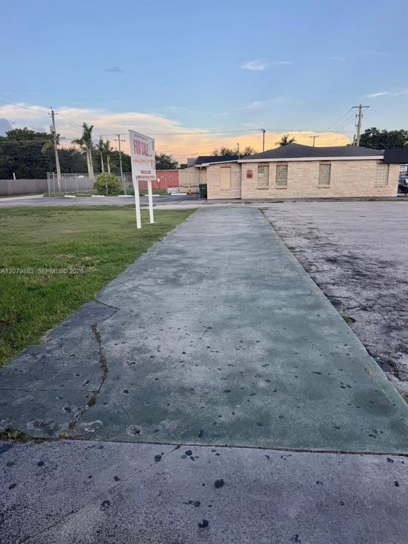 54 NW 8th St, Homestead, FL 33030 Photo