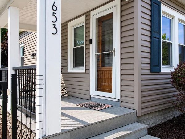 653 S Oak Park COURT, Milwaukee, WI 53214