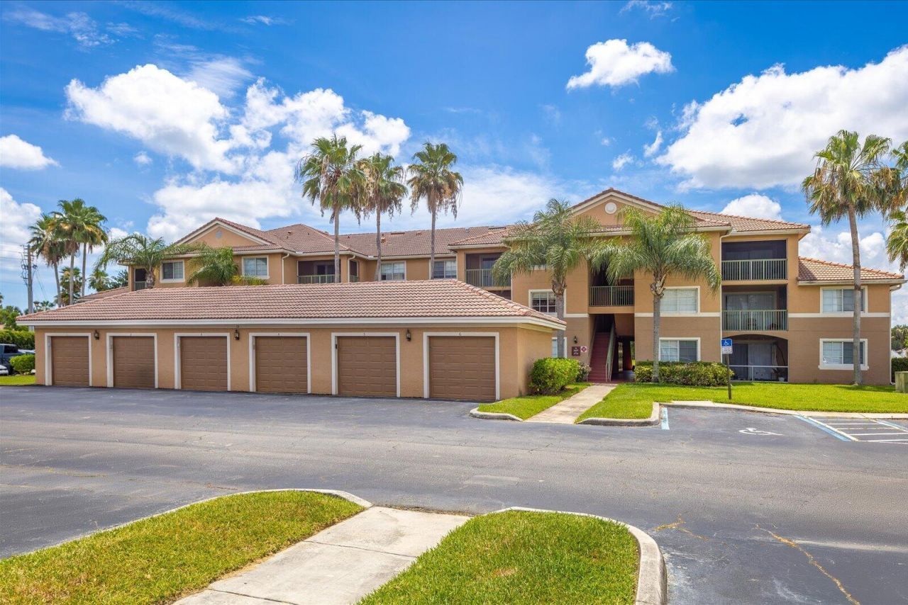 3721 NW Mediterranean Lane, Jensen Beach, FL 34957 Photo
