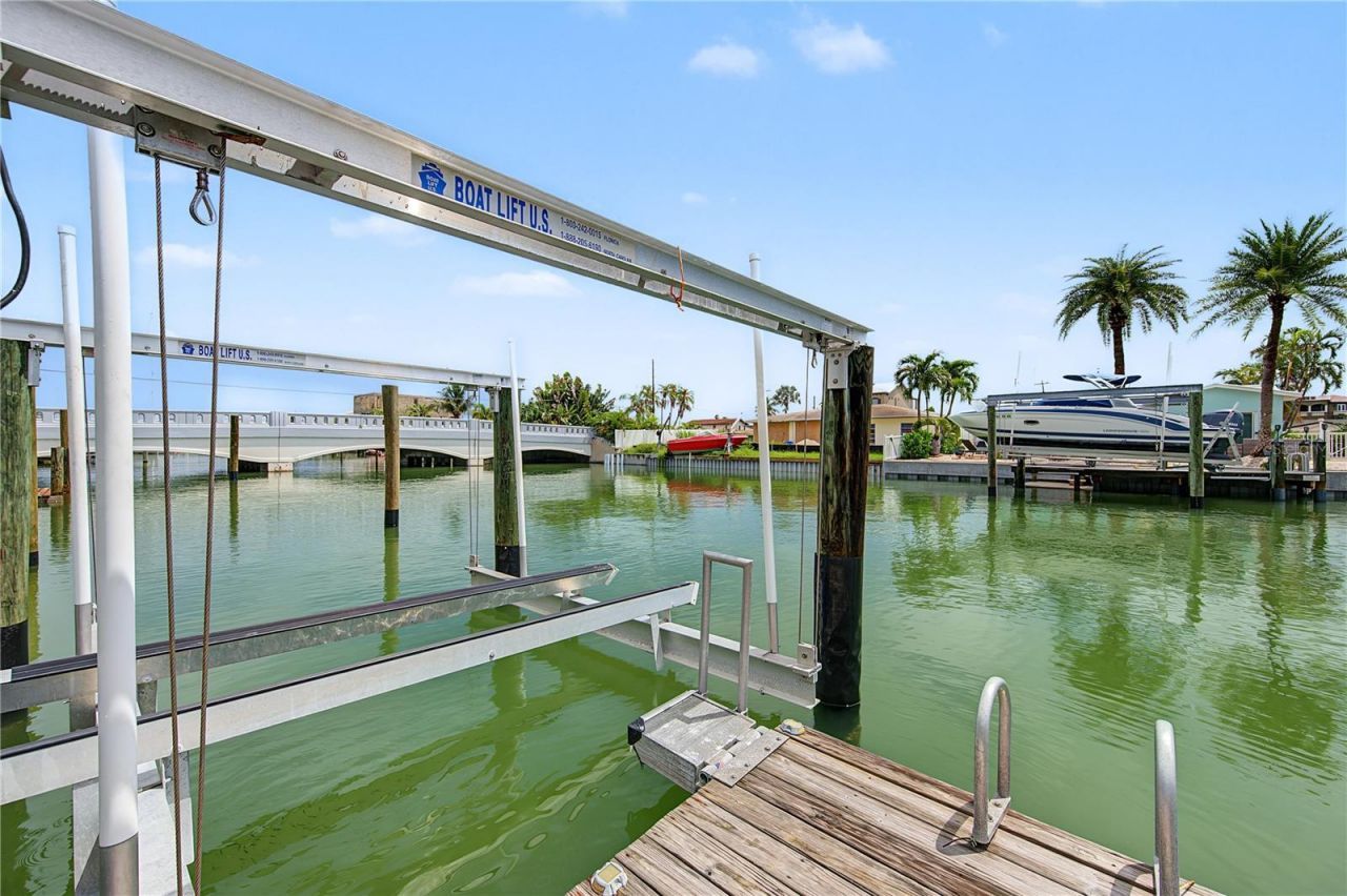 403 Normandy Road, Madeira Beach, FL 33708 Photo