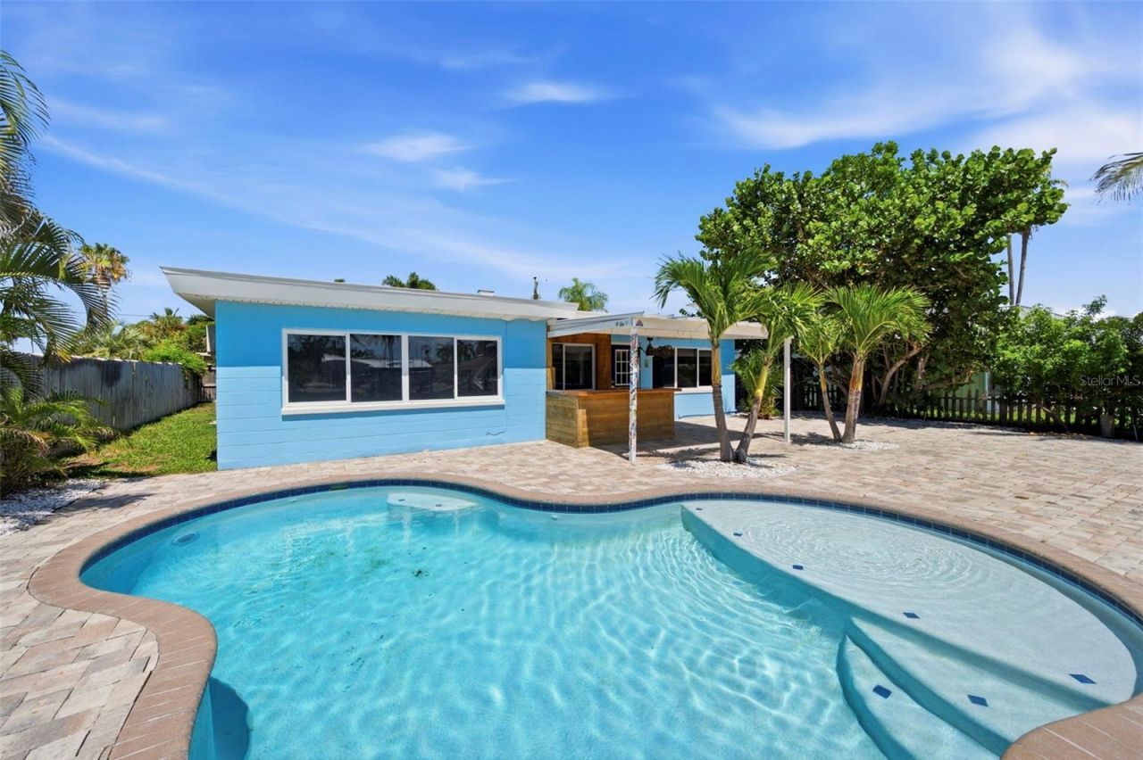 403 Normandy Road, Madeira Beach, FL 33708 Photo