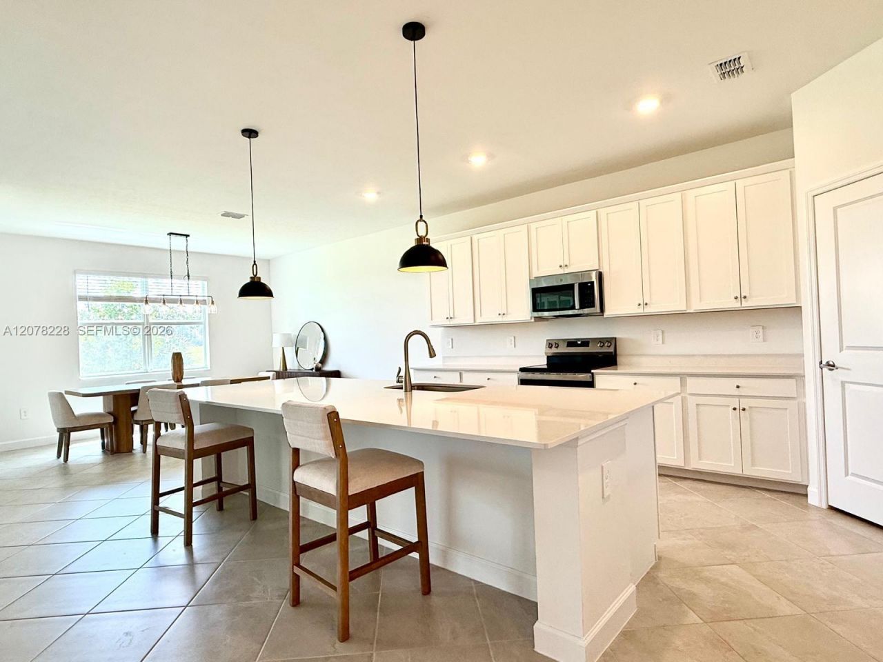 9291 Aqua Overlook Court , Lehigh Acres, FL 33936 Photo
