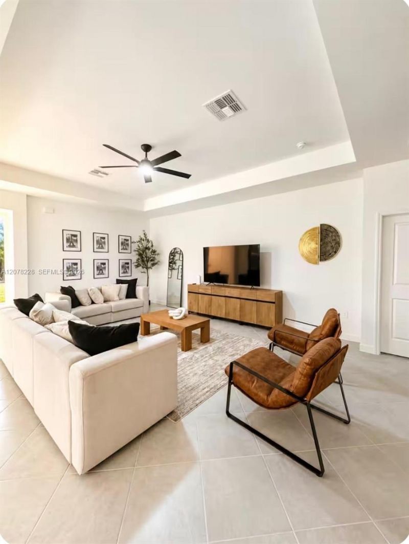 9291 Aqua Overlook Court , Lehigh Acres, FL 33936 Photo