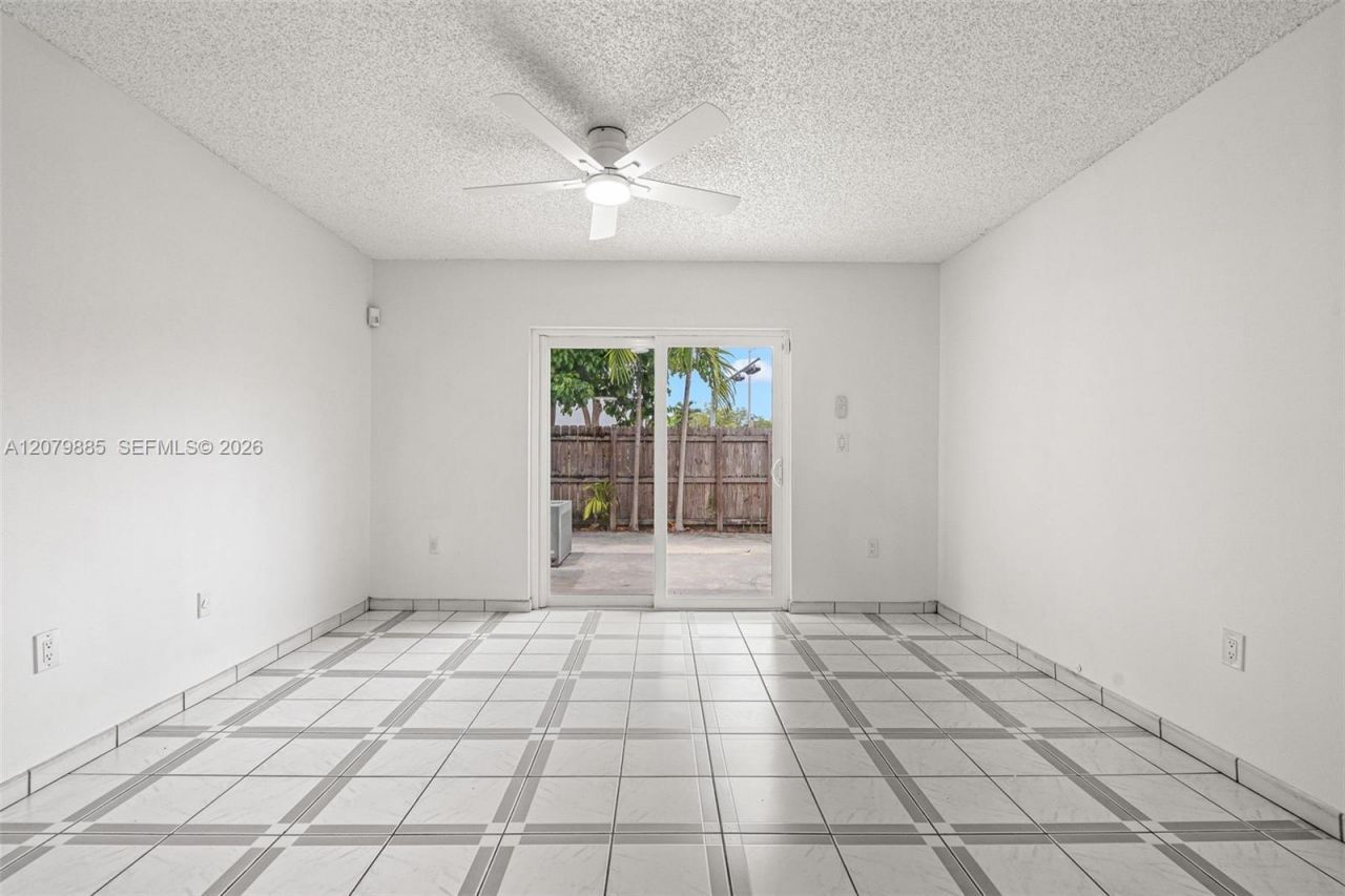 8000 SW 151st Ct , Unit 614, Miami, FL 33193 Photo