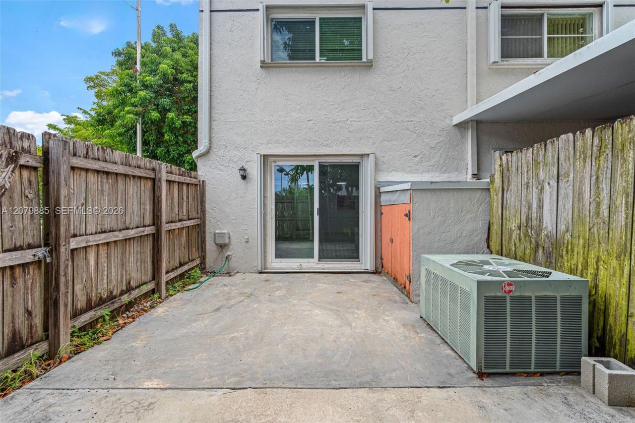 8000 SW 151st Ct , Unit 614, Miami, FL 33193 Photo
