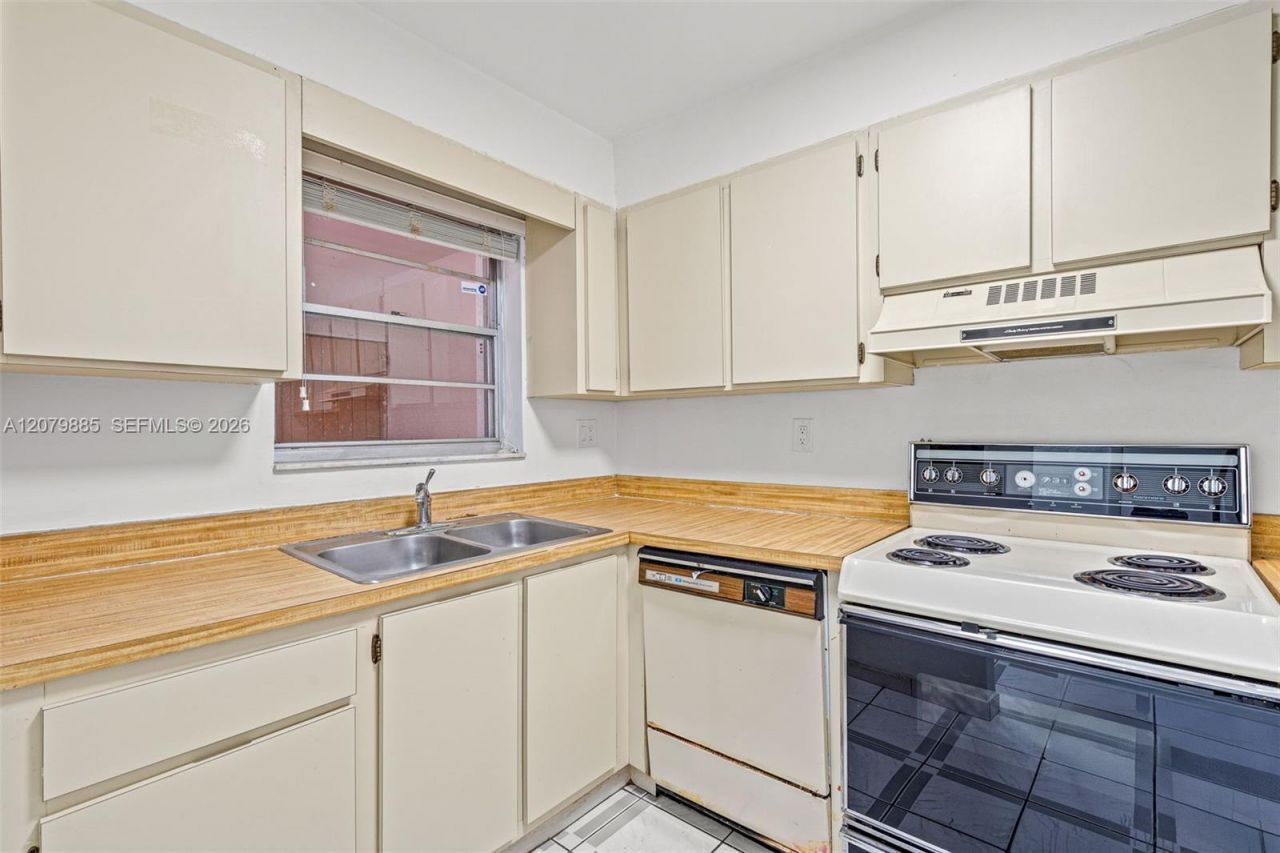 8000 SW 151st Ct , Unit 614, Miami, FL 33193 Photo