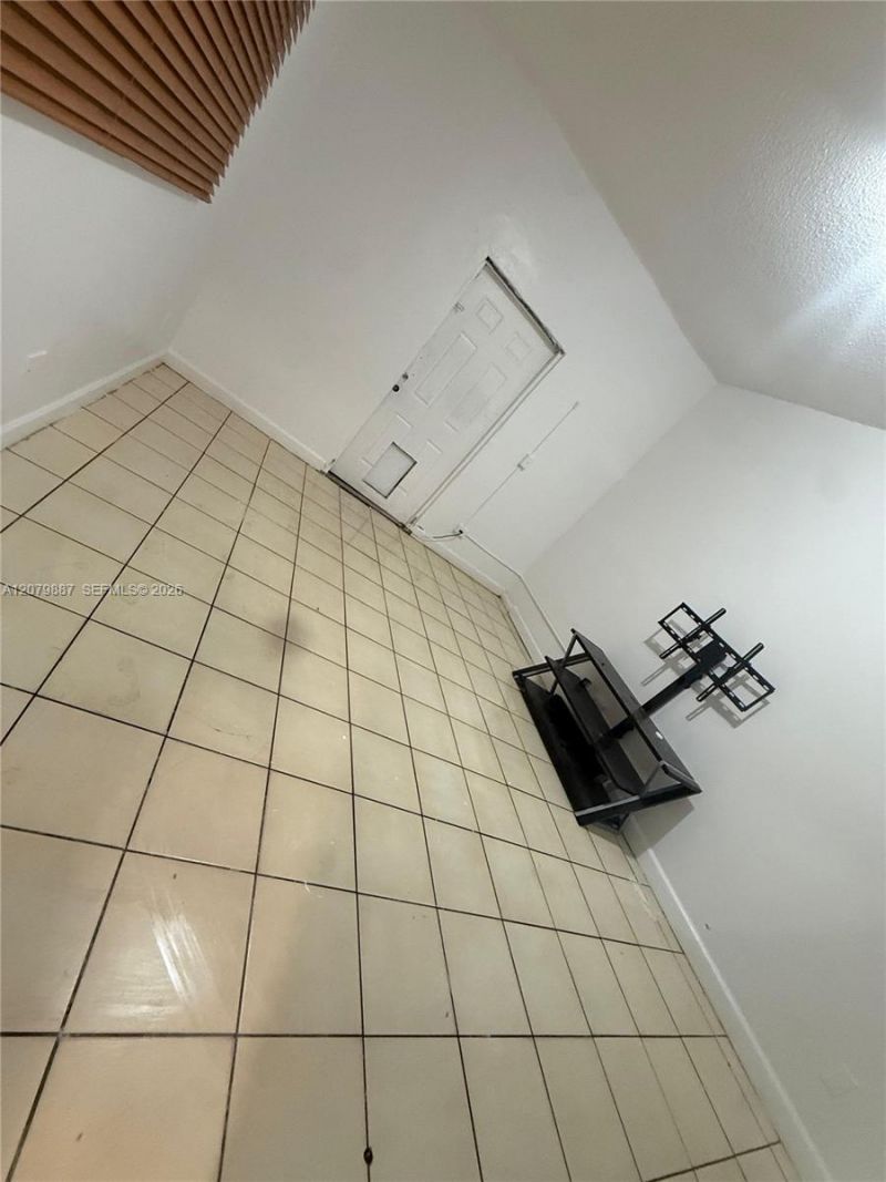 14800 NW 2nd Ave, Unit B, Miami, FL 33168 Photo
