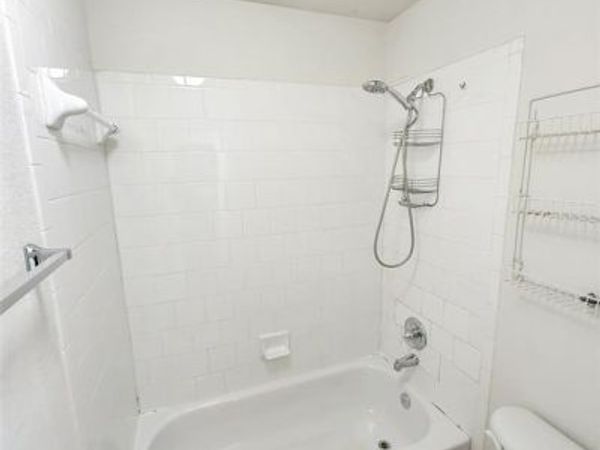1740 Hidden Brook Drive, Grand Prairie, TX 75050