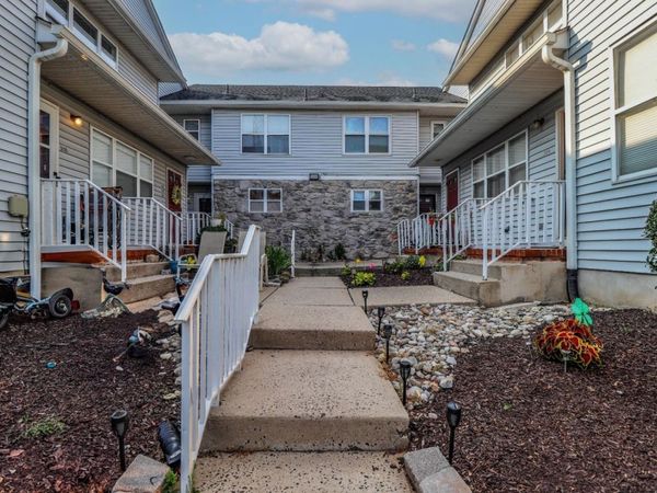 323 Ventnor Ct, Piscataway, NJ 08854