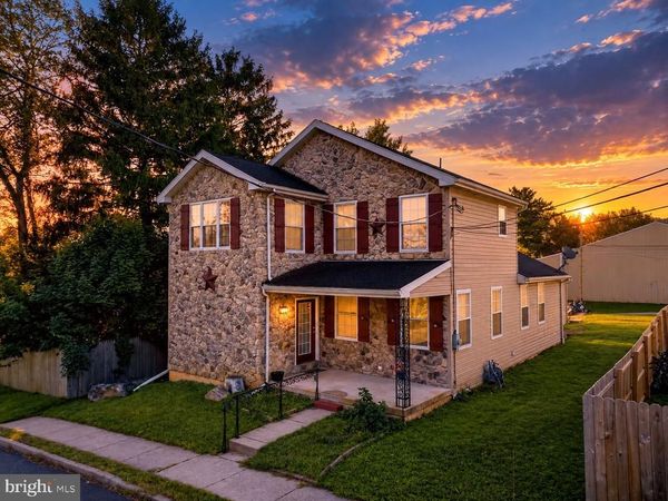 337 E KLEINHANS, EASTON, PA 18042
