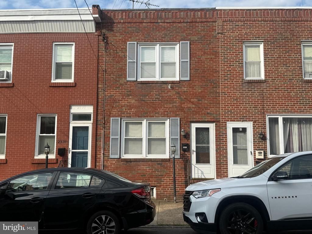 2328 E HAGERT STREET, PHILADELPHIA, PA 19125