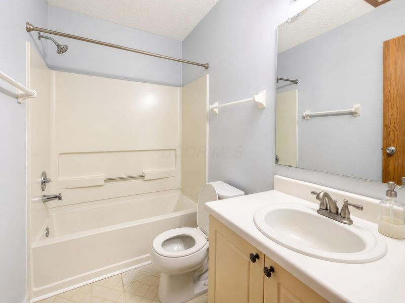 238 Macfalls Way, Unit 87C, Blacklick, OH 43004 Photo 15