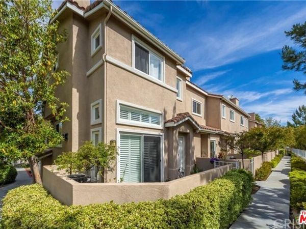 25720 Armstrong Circle, Unit A, Stevenson Ranch, CA 91381