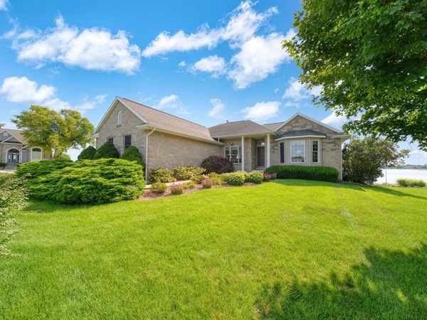 7601 Stonehedge Drive, Onsted, MI 49265