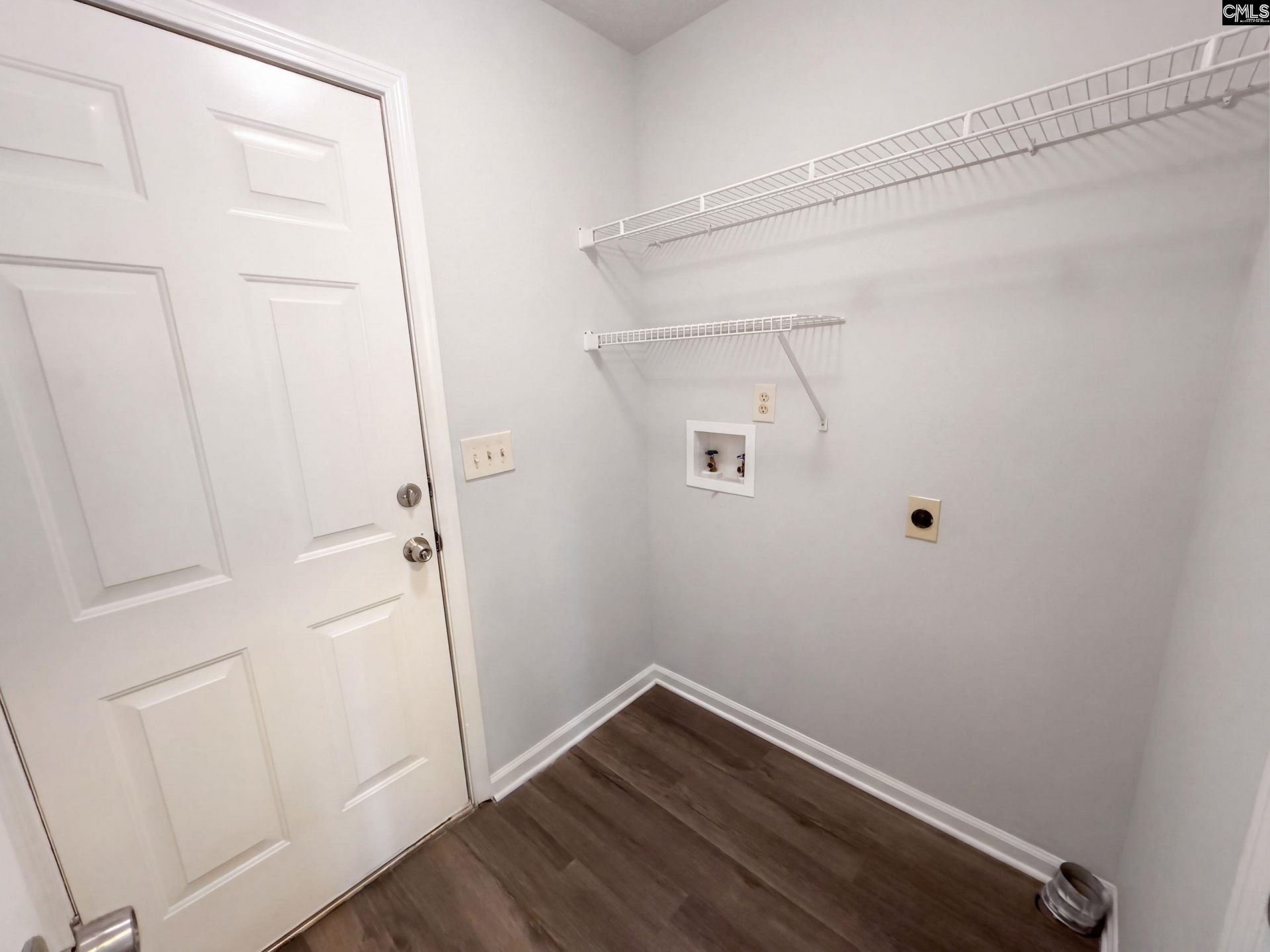 21 Glenhawk Loop  Photo 13