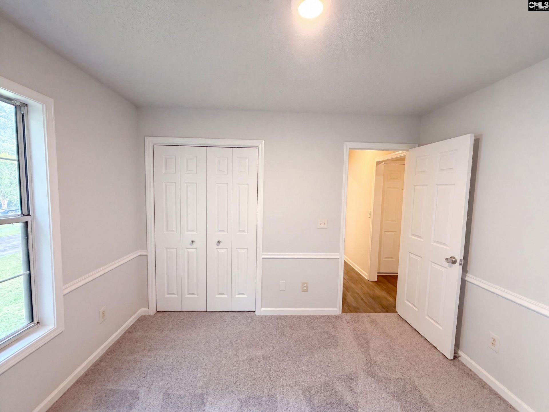 21 Glenhawk Loop  Photo 19