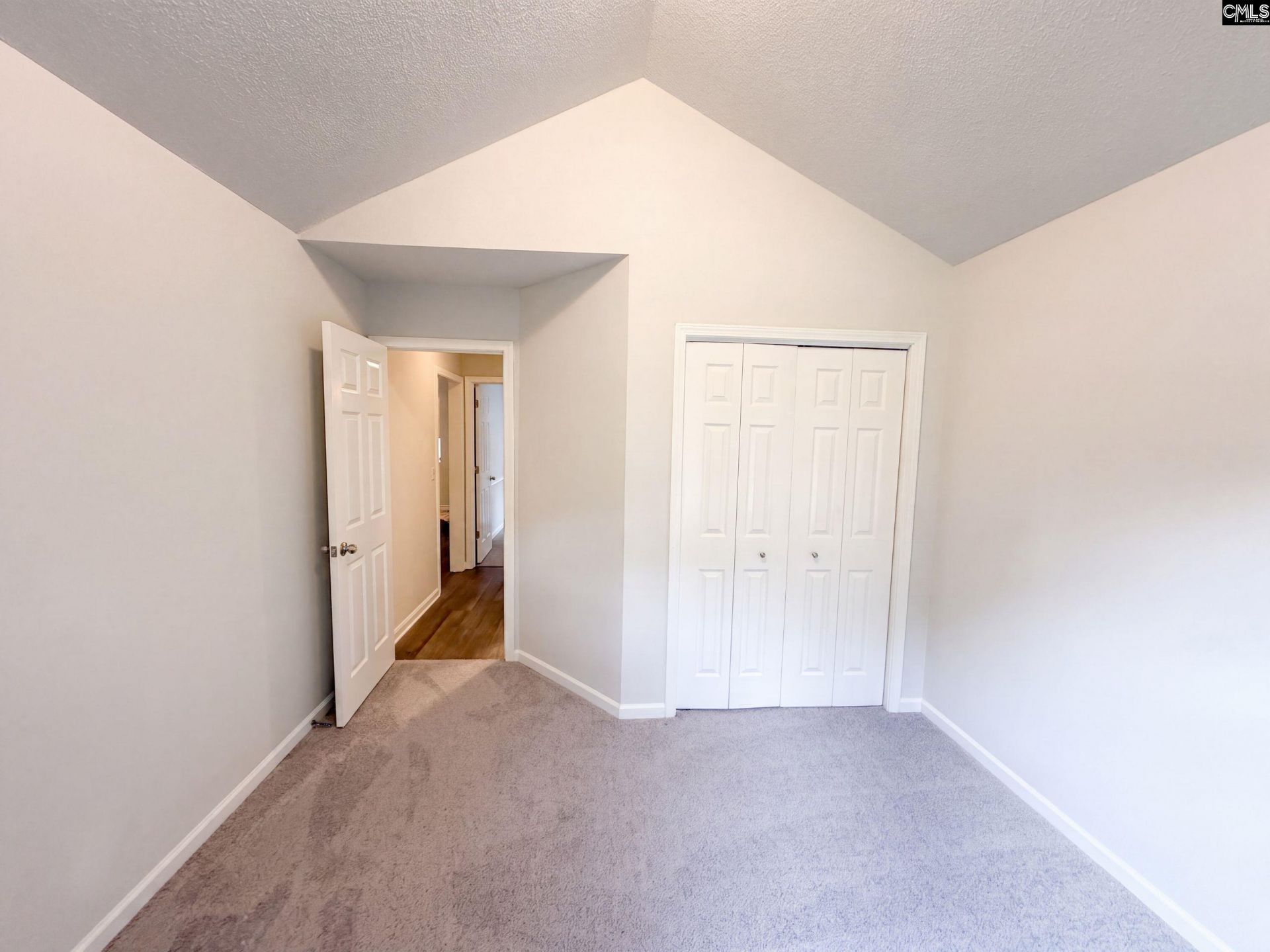 21 Glenhawk Loop  Photo 22