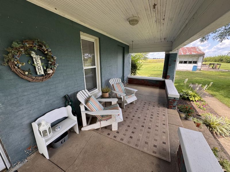 9559 W Fenner Road, Ludlow Falls, OH 45339 Photo 4