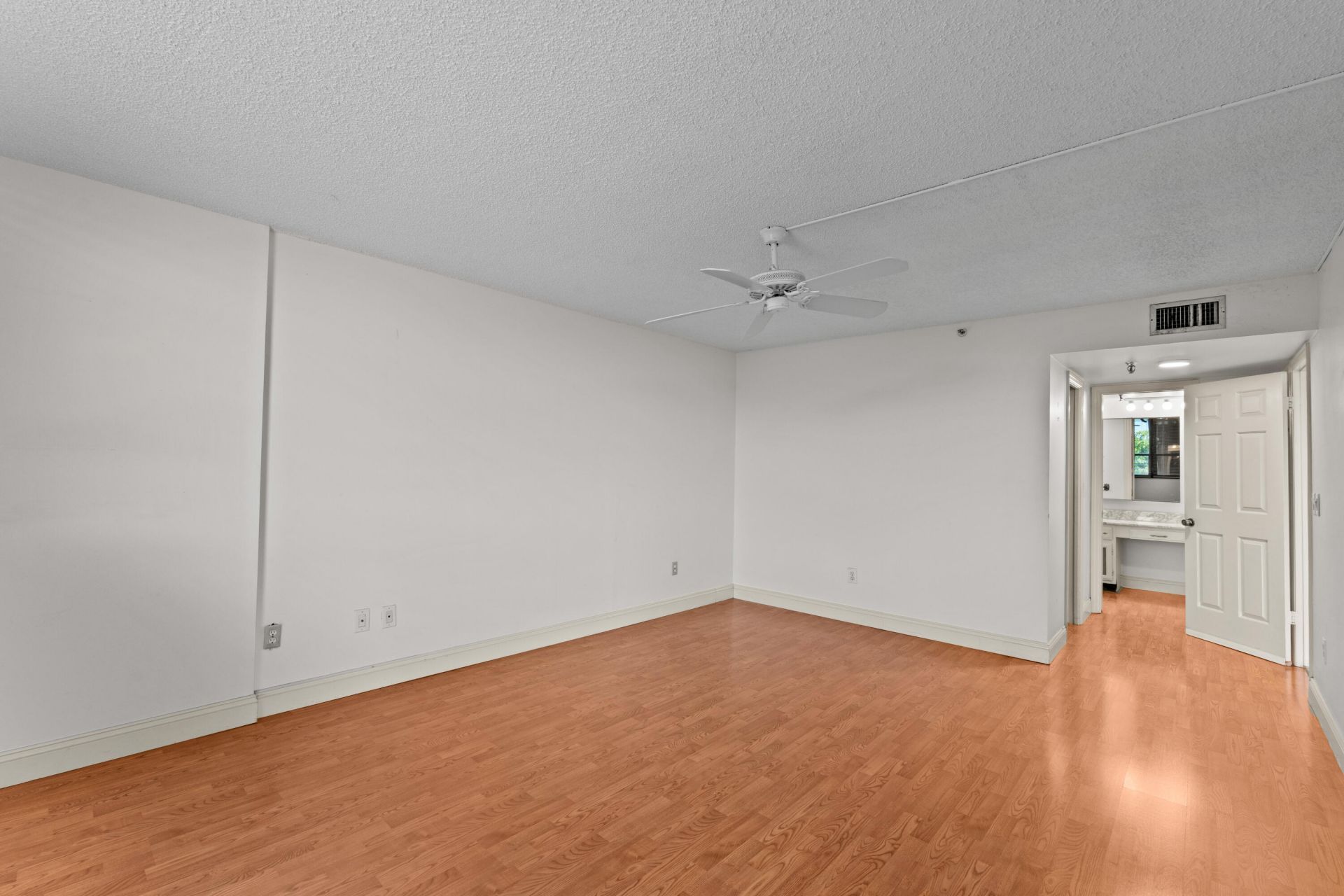 859 Jeffery Street, Unit 5110, Boca Raton, FL 33487 Photo