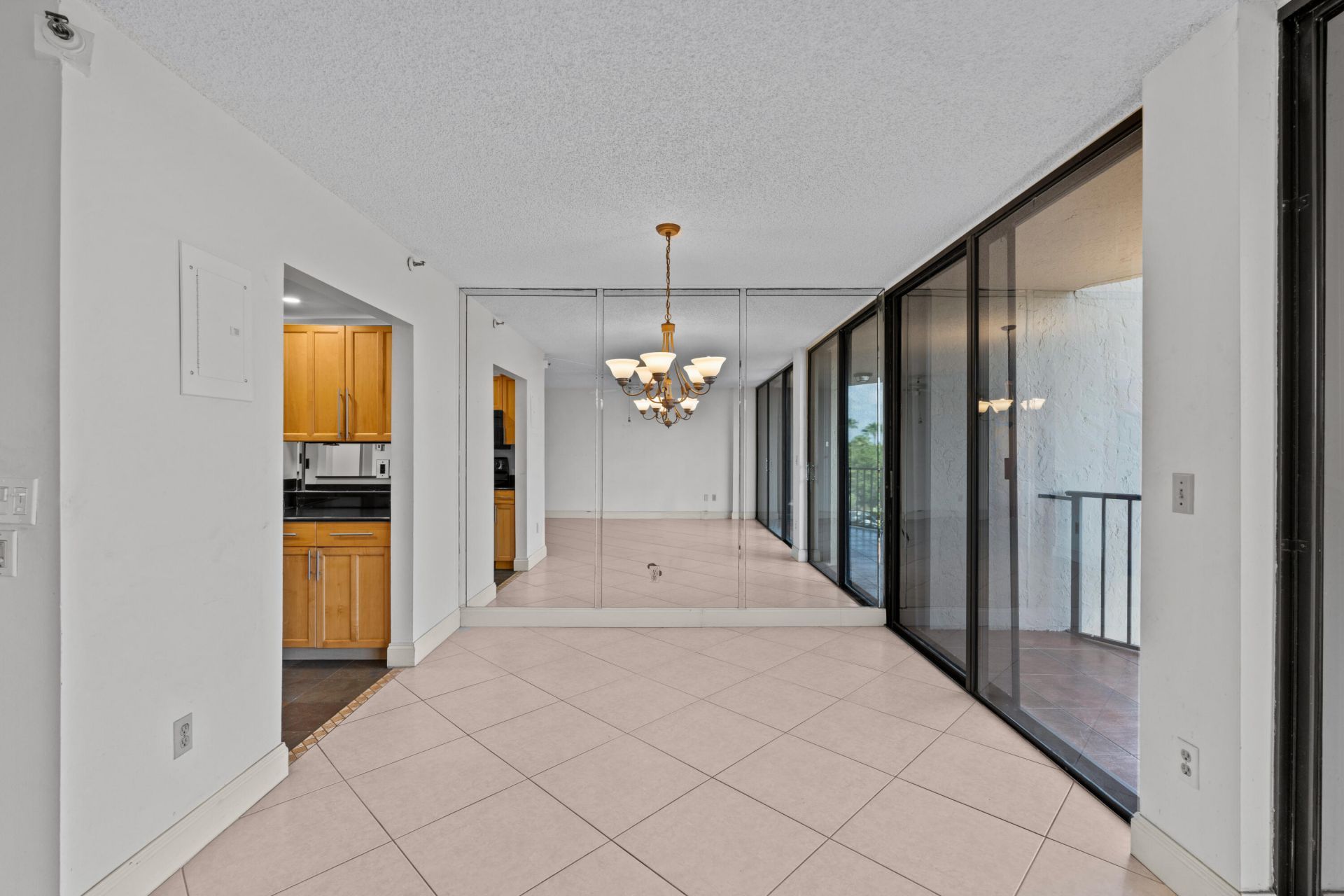 859 Jeffery Street, Unit 5110, Boca Raton, FL 33487 Photo