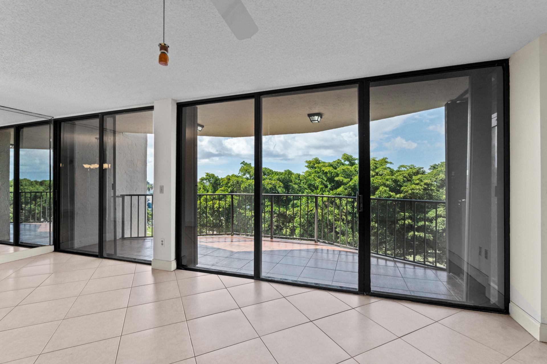 859 Jeffery Street, Unit 5110, Boca Raton, FL 33487 Photo