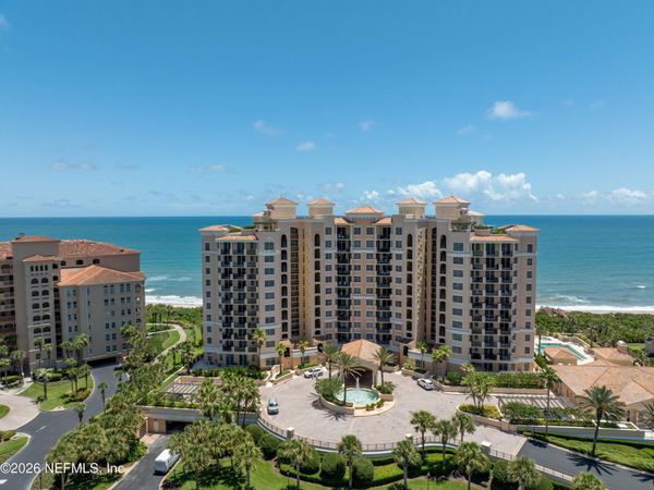 19 AVE DE LA MER, Unit 405, Palm Coast, FL 32137