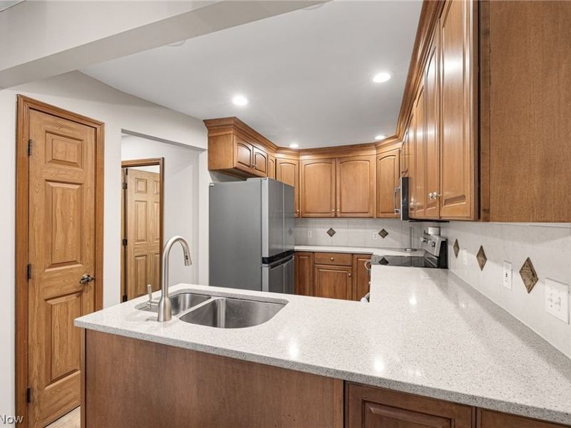 1070 Stonewood Court, Westlake, OH 44145 Photo 15