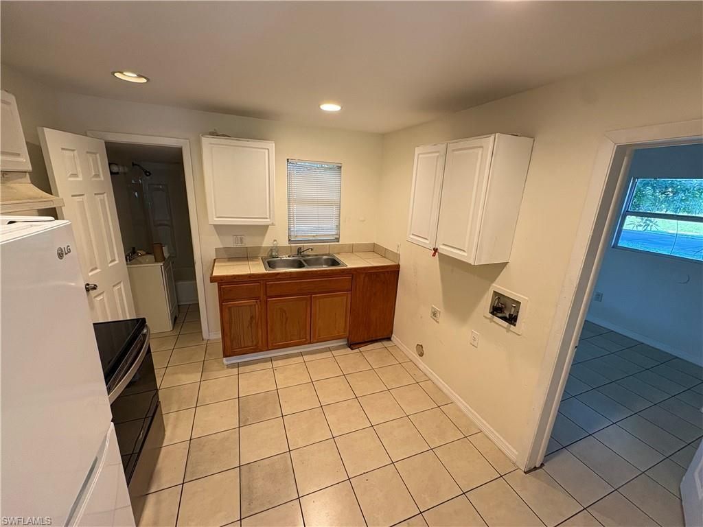 2247 Henderson Ave , Fort Myers, FL 33916 Photo