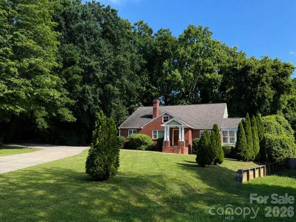 7109 Ramsgate Road , Charlotte, NC 28270