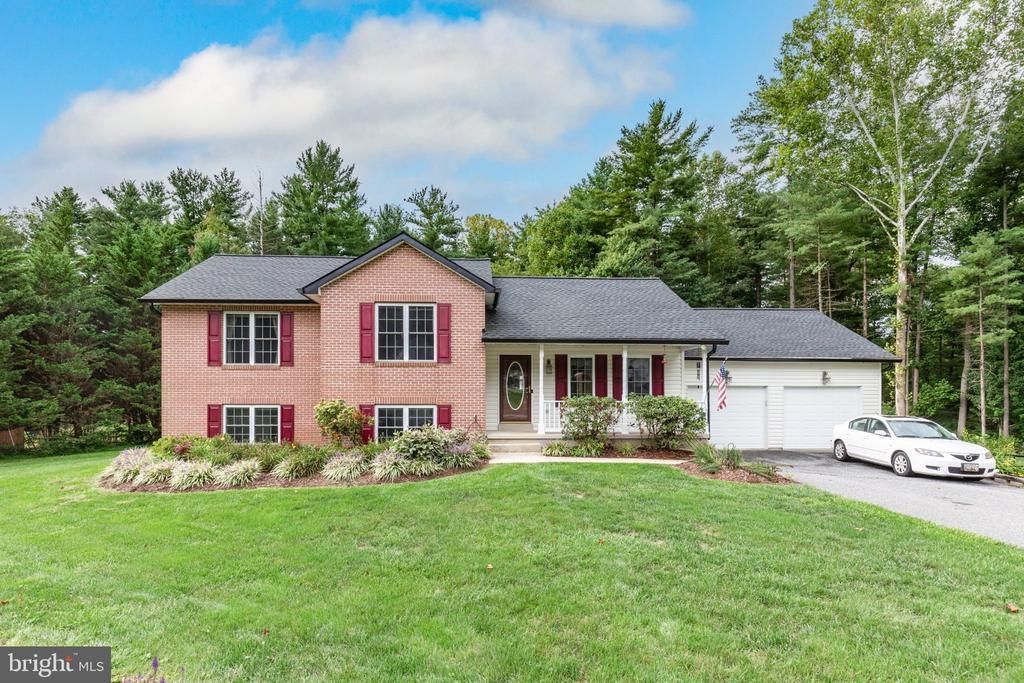 2530 Barrymore Drive, Westminster, MD 21158 Main Photo