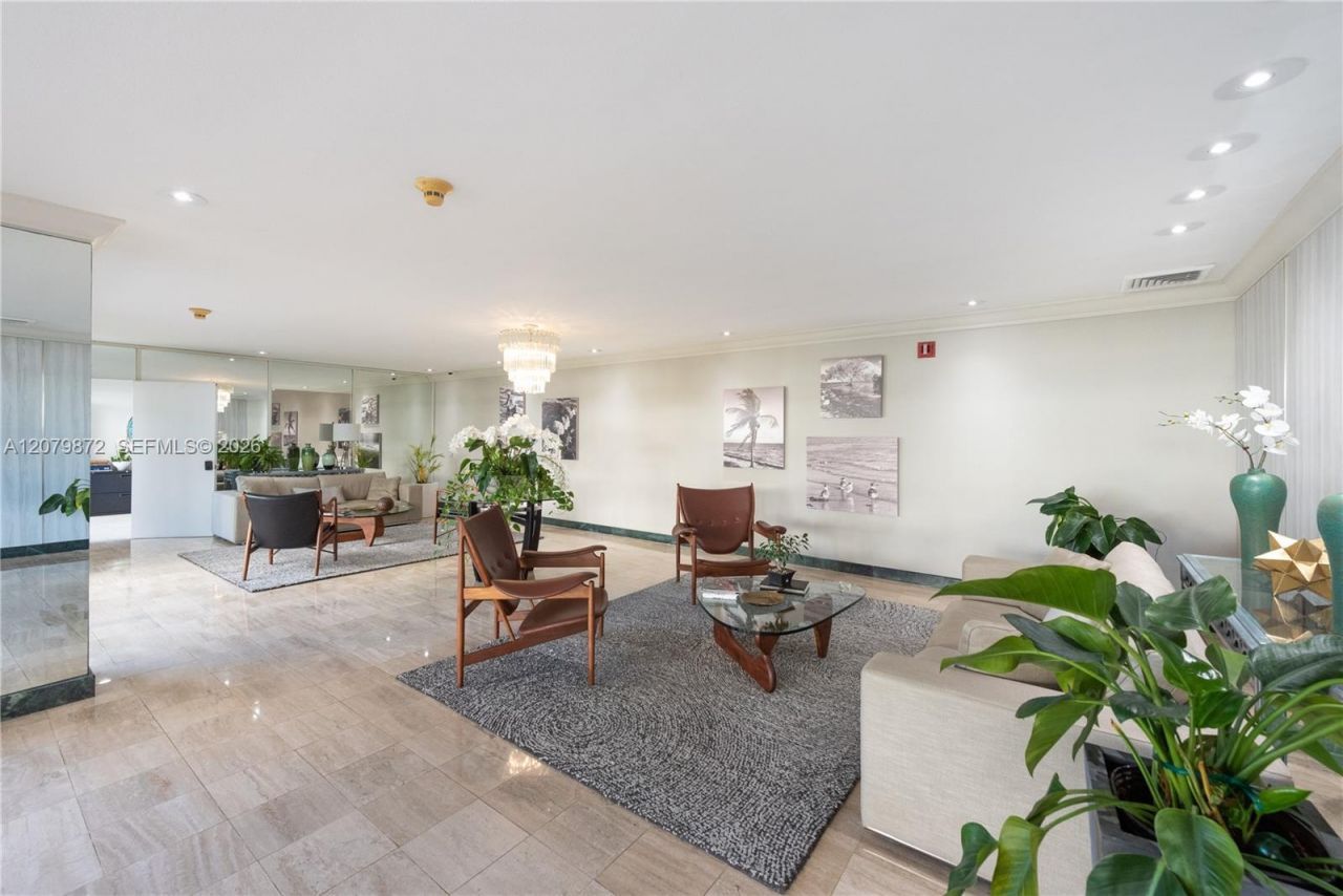 1408 Brickell Bay Dr, Unit 1215, Miami, FL 33131 Photo