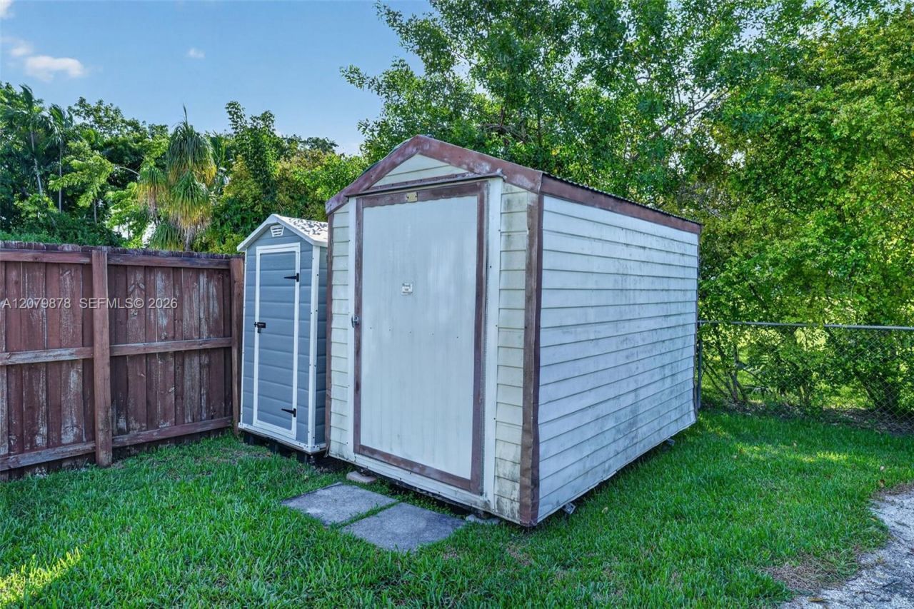 18569 SW 89th Pl, Cutler Bay, FL 33157 Photo