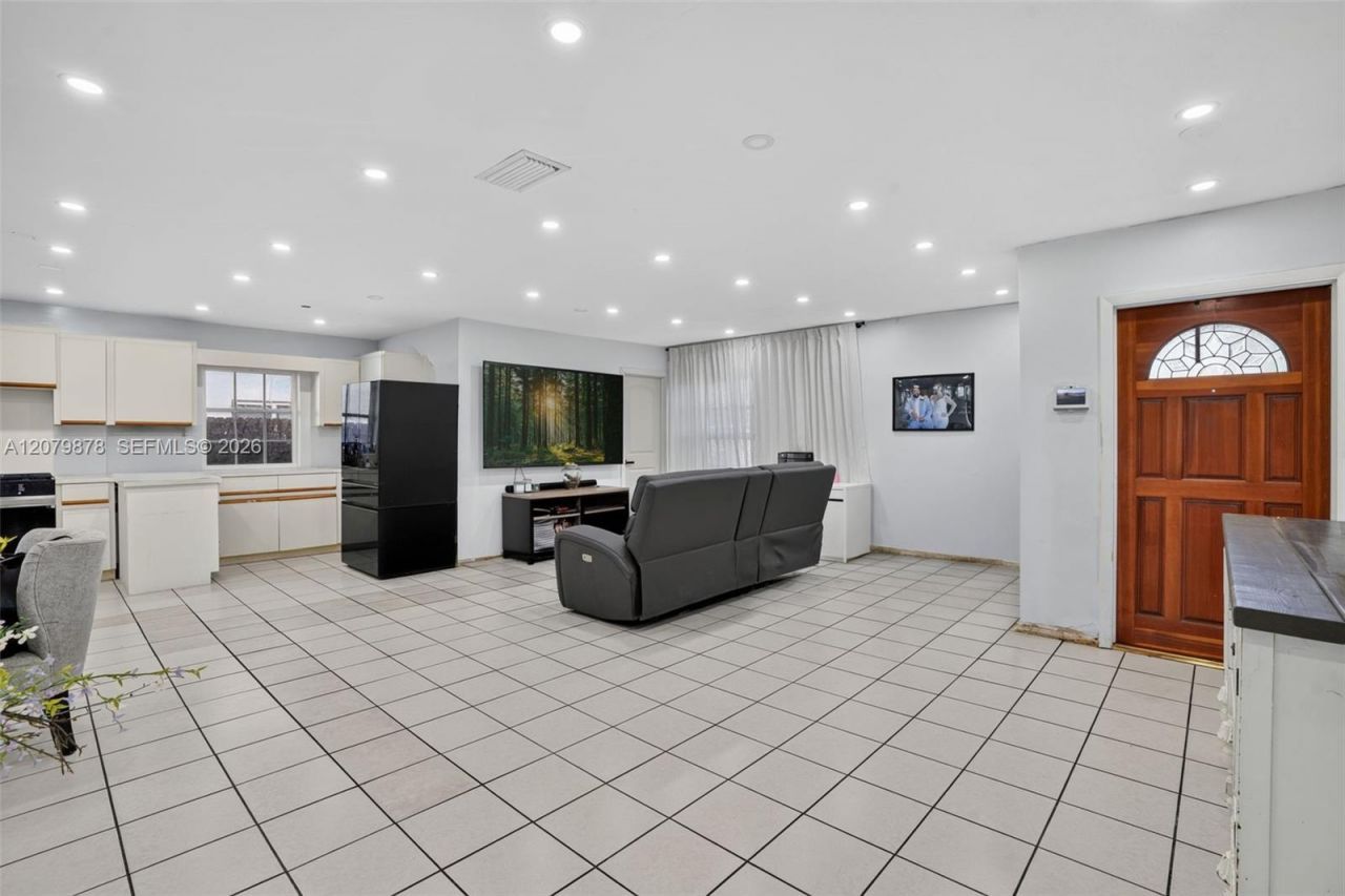 18569 SW 89th Pl, Cutler Bay, FL 33157 Photo