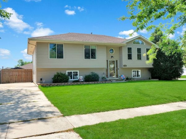 7016 Lewis Clark Drive, Plainfield, IL 60586