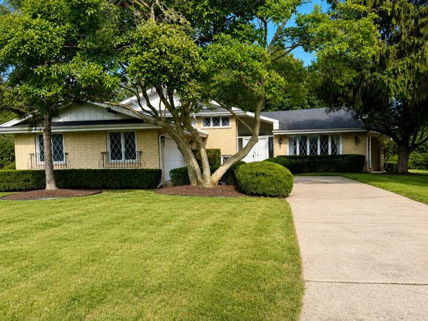 12217 S Flambeau Drive , Palos Heights, IL 60463