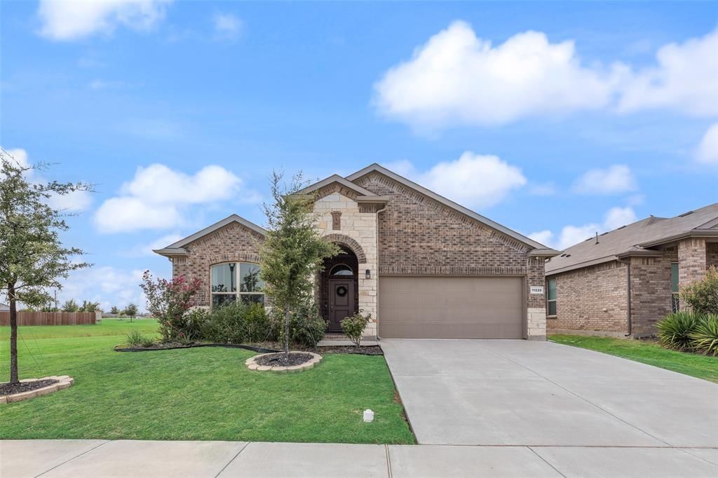 11229 Guinness Drive, Fort Worth, TX 76052 Main Photo