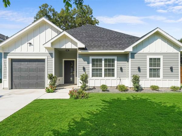 300 S 5th Street, Crandall, TX 75114