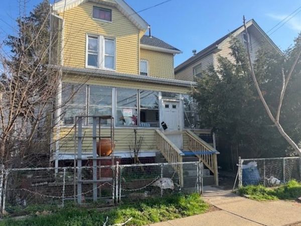 345 Harrison St, Passaic, NJ 07055