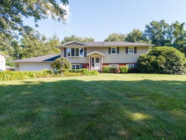 7592 Salmon Creek Road , Williamson, NY 14589
