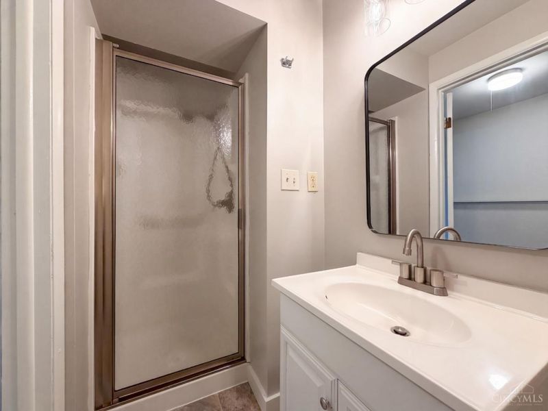 2891 Grosvenor Drive, Cincinnati, OH 45251 Photo 19