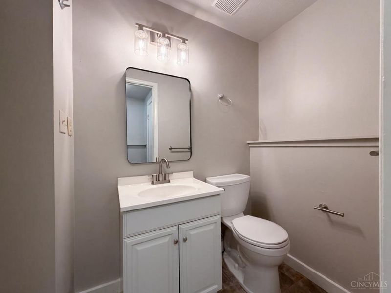 2891 Grosvenor Drive, Cincinnati, OH 45251 Photo 20