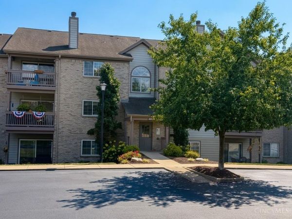 8390 Spring Valley Court, Unit 206, Beckett Ridge, OH 45069