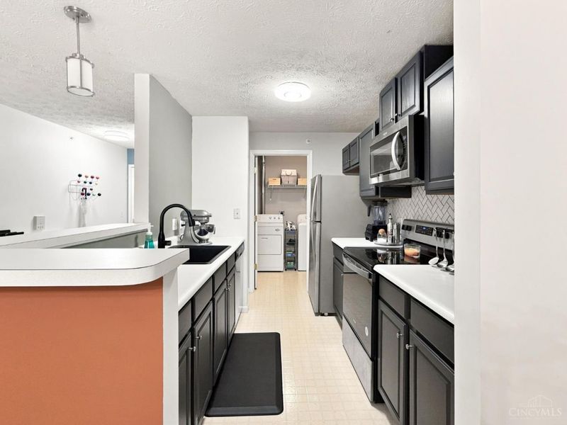 8390 Spring Valley Court, Unit 206, West Chester, OH 45069 Photo 15