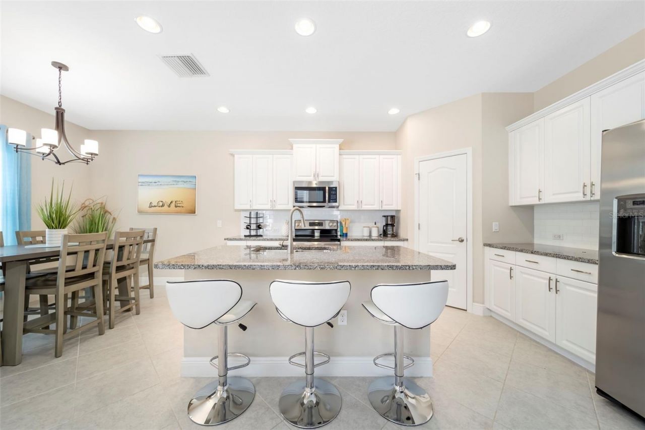 4727 Creekridge Court, Bradenton, FL 34203 Photo