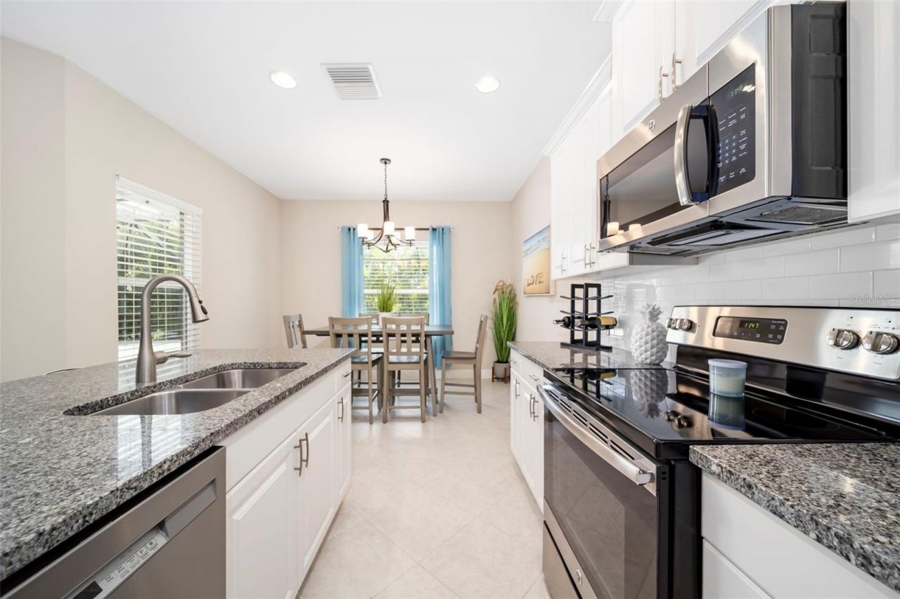 4727 Creekridge Court, Bradenton, FL 34203 Photo