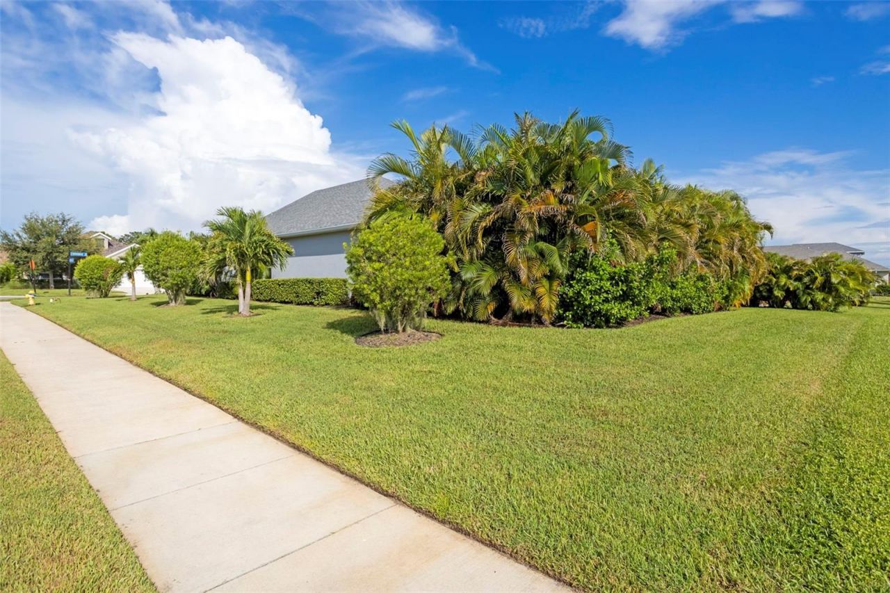 4727 Creekridge Court, Bradenton, FL 34203 Photo