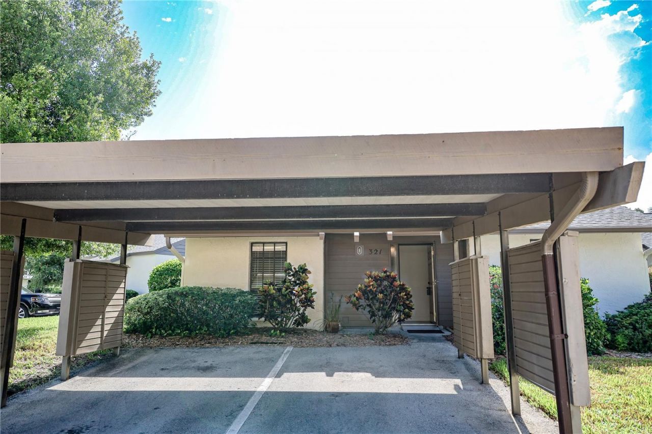 321 Windrush Loop, Tarpon Springs, FL 34689 Photo
