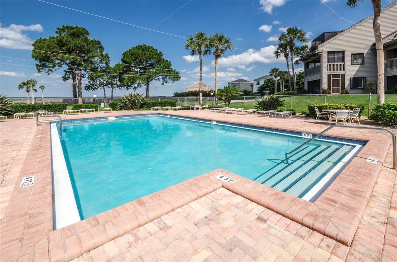 321 Windrush Loop, Tarpon Springs, FL 34689 Photo