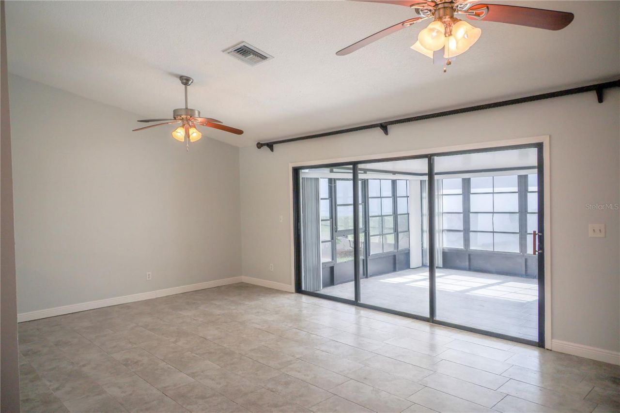 321 Windrush Loop, Tarpon Springs, FL 34689 Photo