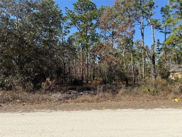 10845 MACASSAR ROAD , WEEKI WACHEE, FL 34614